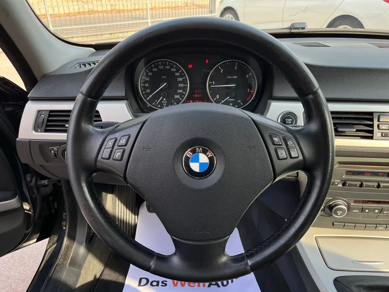 2009 BMW 320 E90 320d Attiva BERLINA!, photograph 12