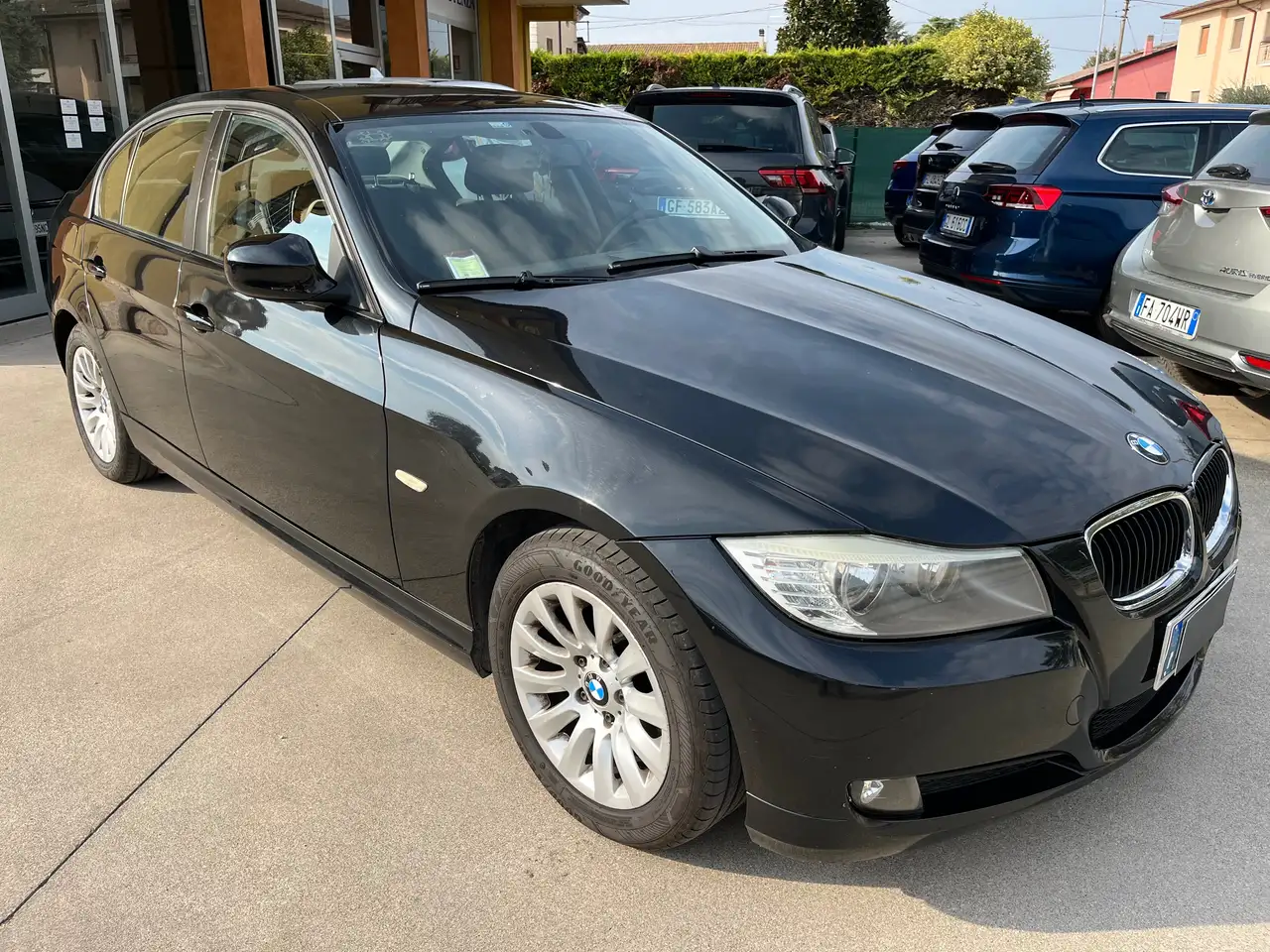 2009 BMW 320 E90 320d Attiva BERLINA!, photograph 3