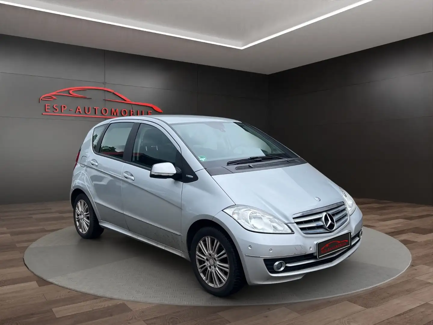 Mercedes-Benz A 160 *SHZ*PDC*KLIMA*E-FENSTER Silber - 2