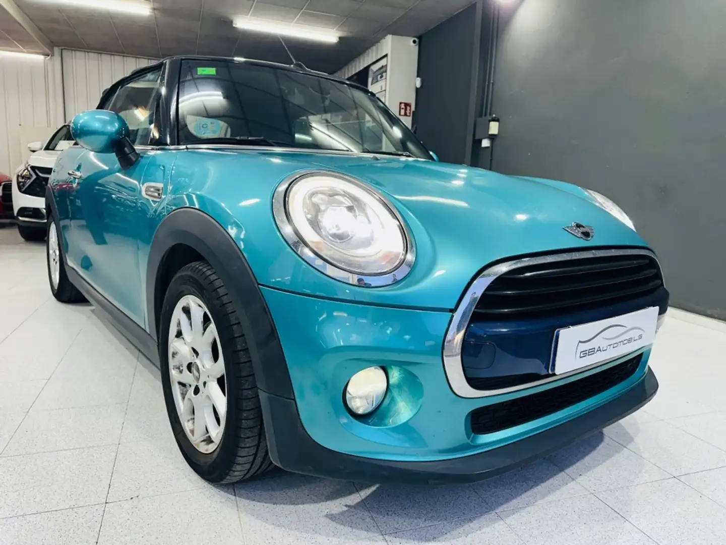 MINI Cooper D Cabrio Aut. Bleu - 1