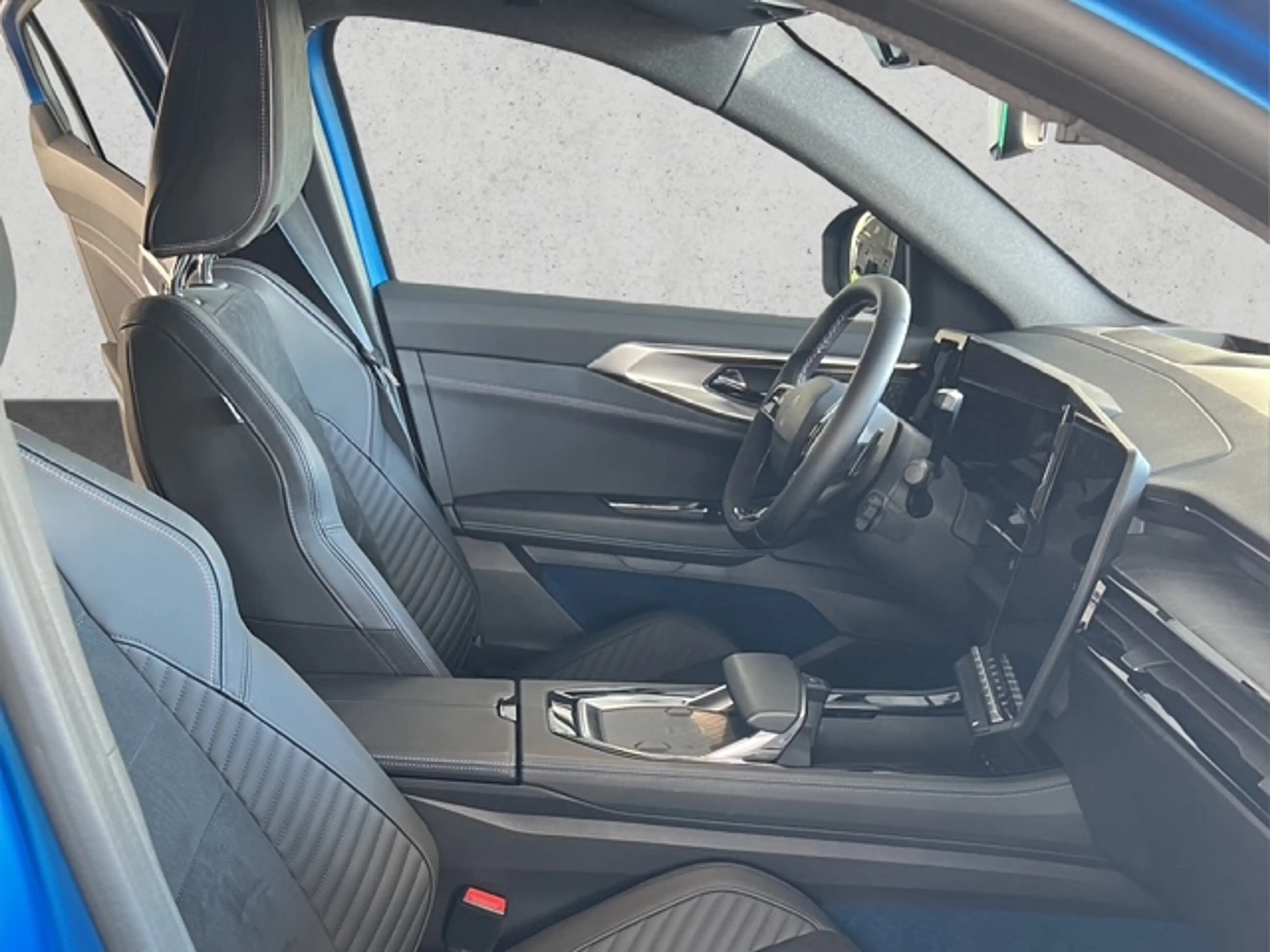 Renault Rafale 300 E-Tech Plug-in Hybrid 4x4 Atelier Alpine — photo 12