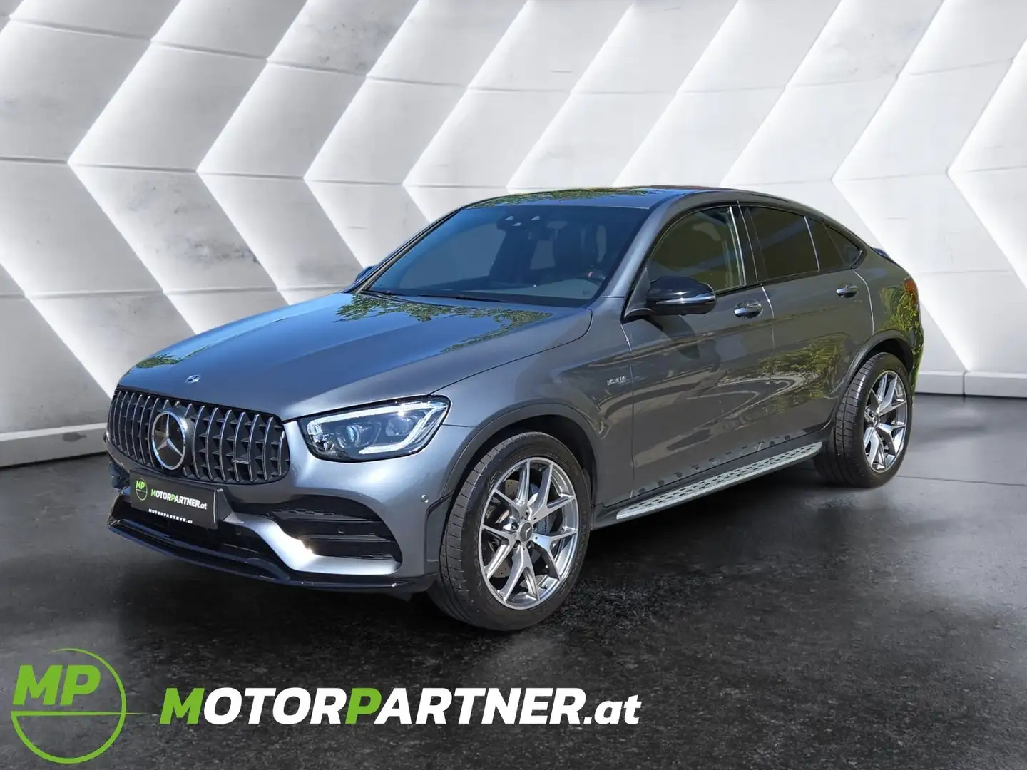 Mercedes-Benz GLC 43 AMG Coupé 4MATIC Šedá - 1