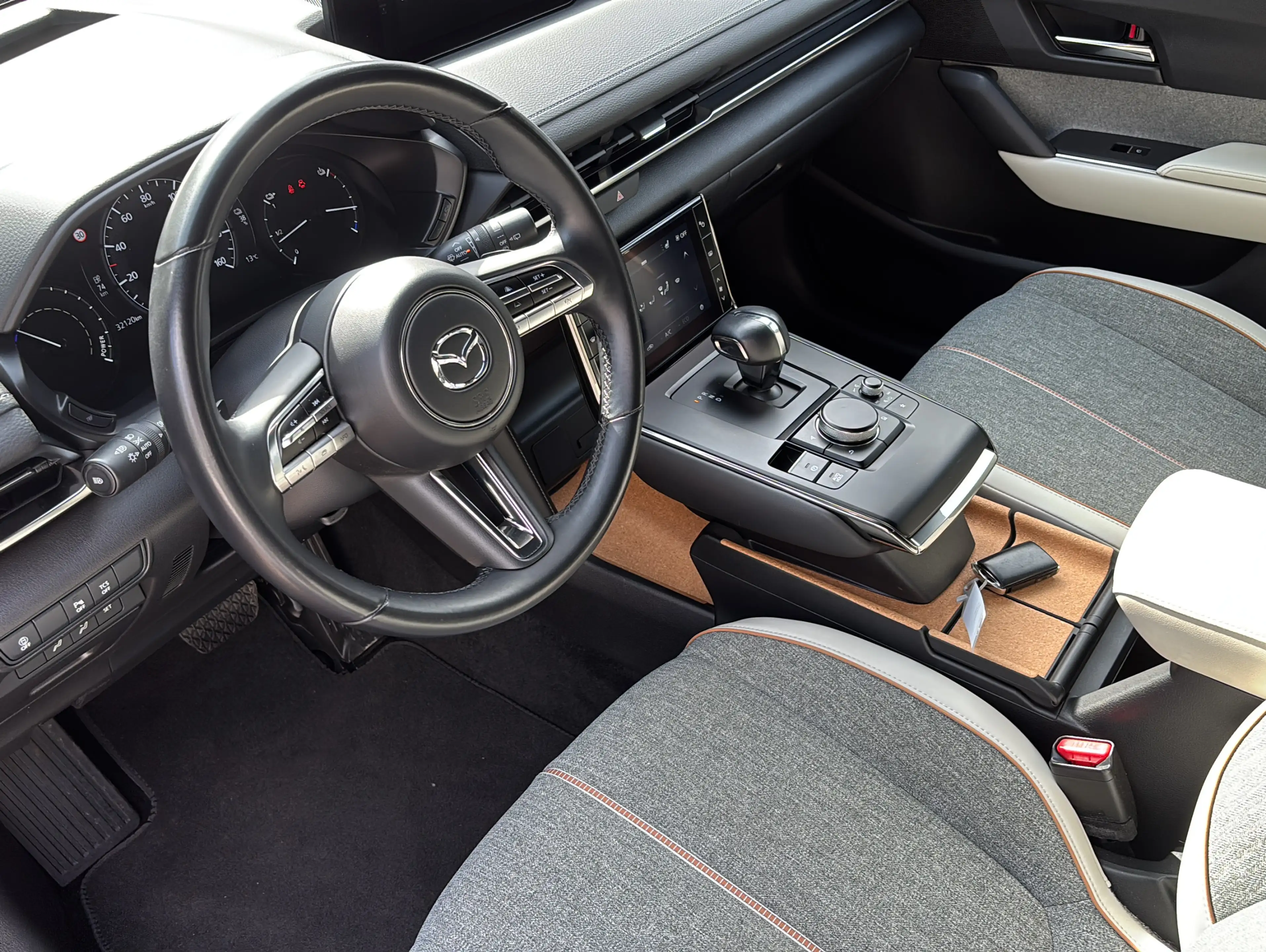 Mazda MX-30 e-SKYACTIV Ad'vantage ACC HUD Navi LED — photo 9