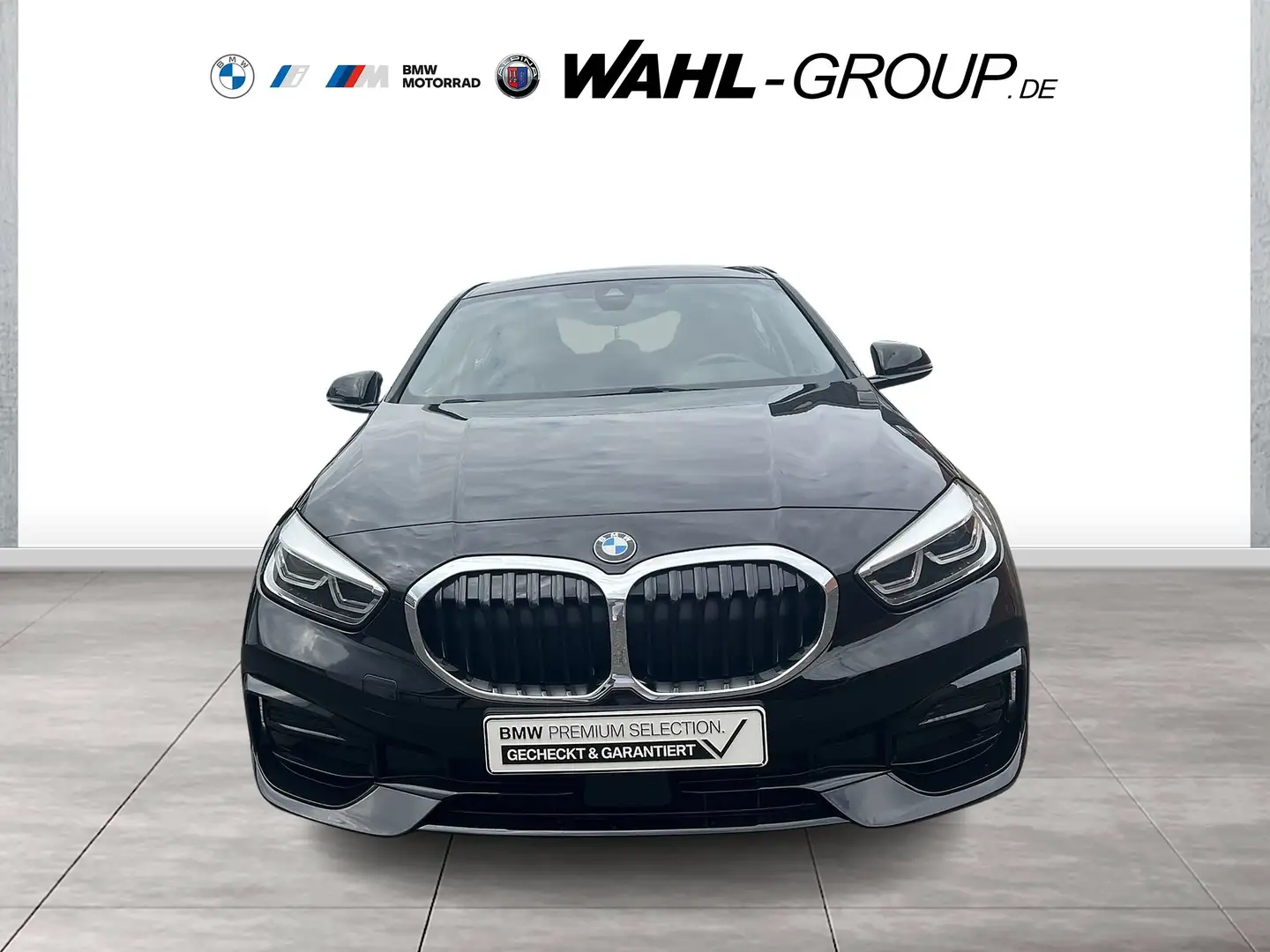 BMW 118 i Sport Line LED Navi SHZ PDC Schwarz - 2