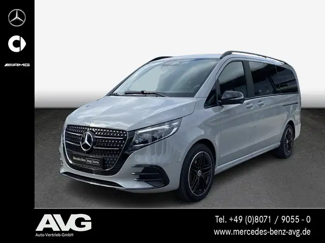 Mercedes-Benz V 300 main image
