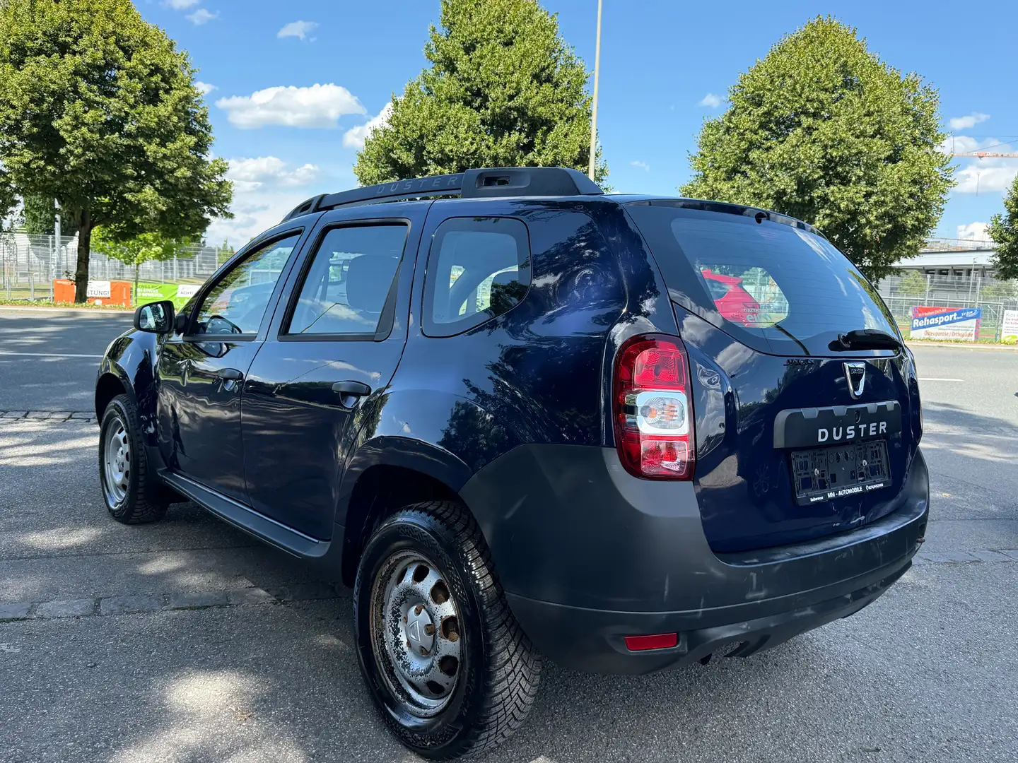Dacia Duster Basis 4x4 Blau - 2