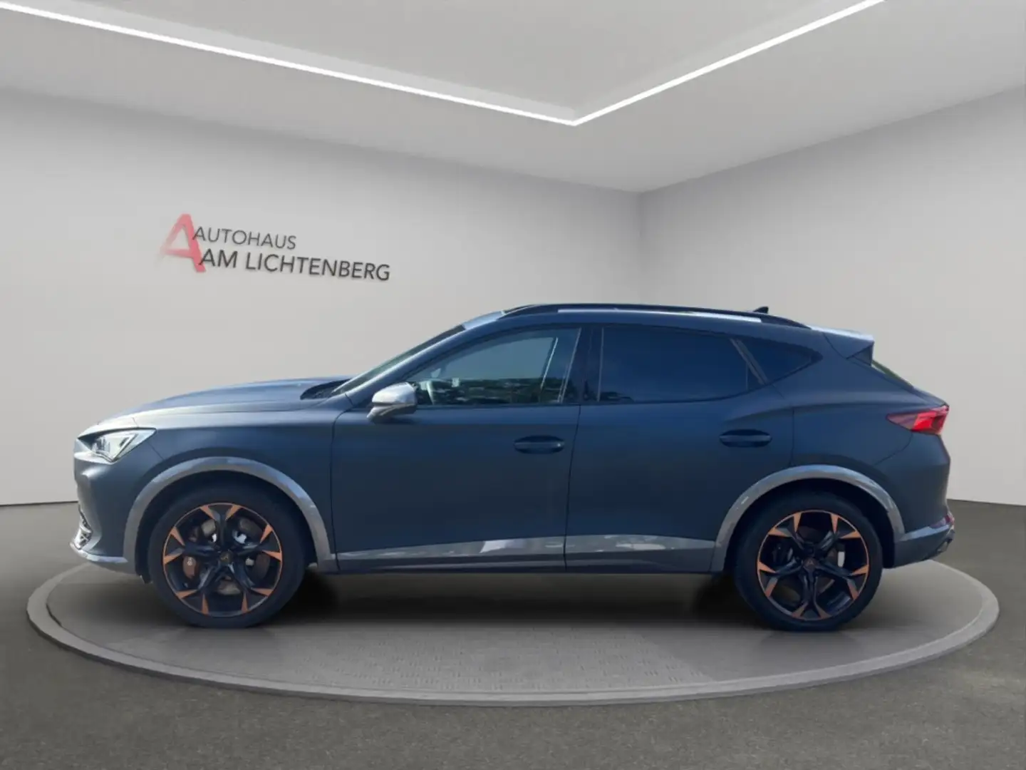CUPRA Formentor VZ 4Drive 2.0 TSI AHK+LEDER+PANO+BREMBO+BEATS+NAVI Blau - 2