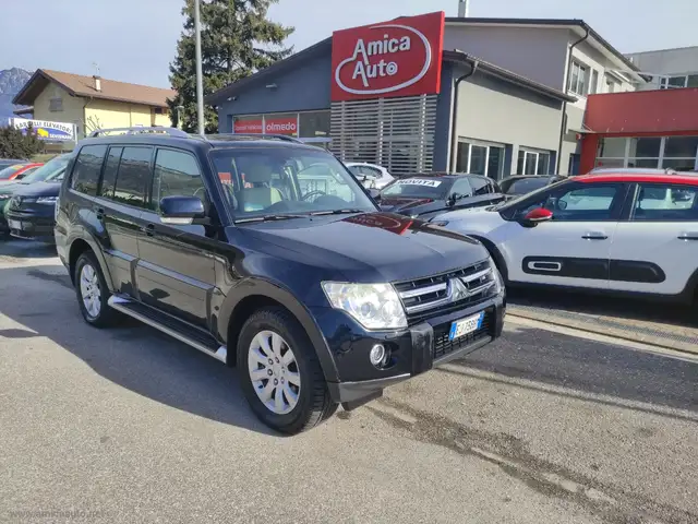 Mitsubishi Pajero 3.2 DI-D 16V A/T 5p. Instyle 4X4+GANCIO+TETTO