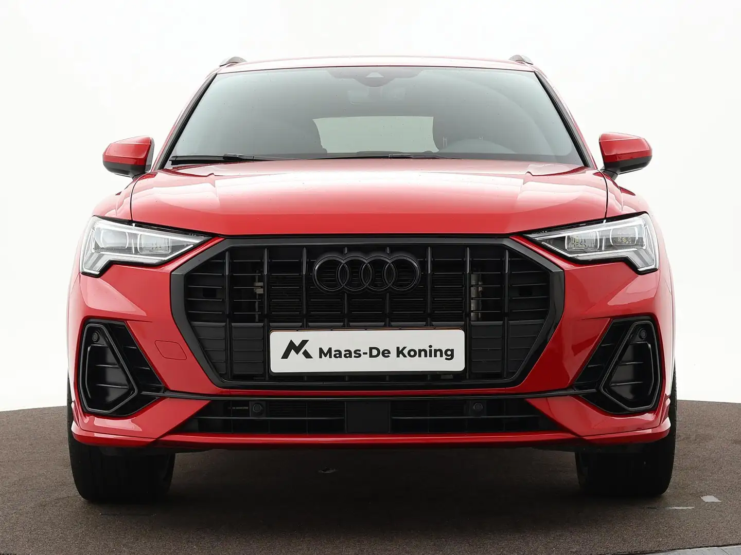 Audi Q3 45 TFSIe 245pk S-Tronic S Edition · Camera · Keyle Rosso - 2