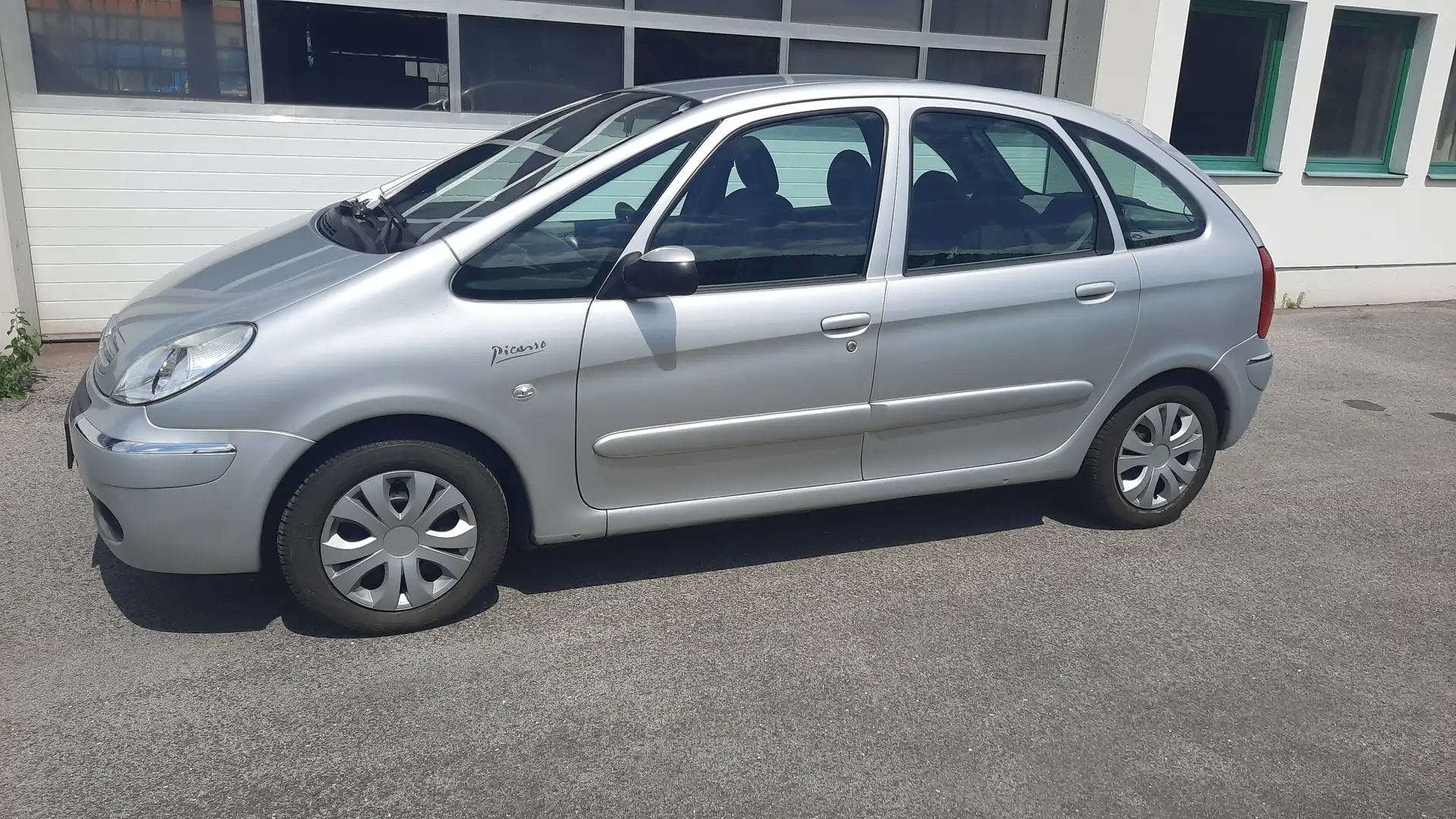 Citroen Xsara Picasso 1,6i First Gris - 1