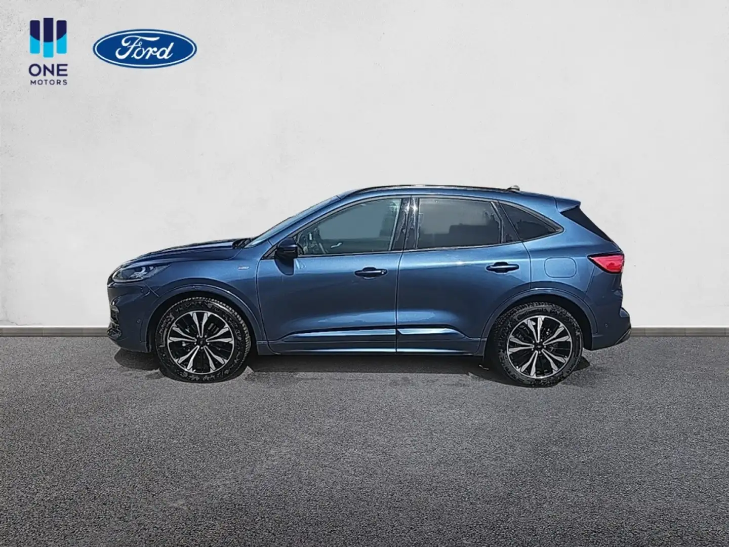 Ford Kuga 1.5 EcoBoost ST-Line X FWD 150 Blau - 2