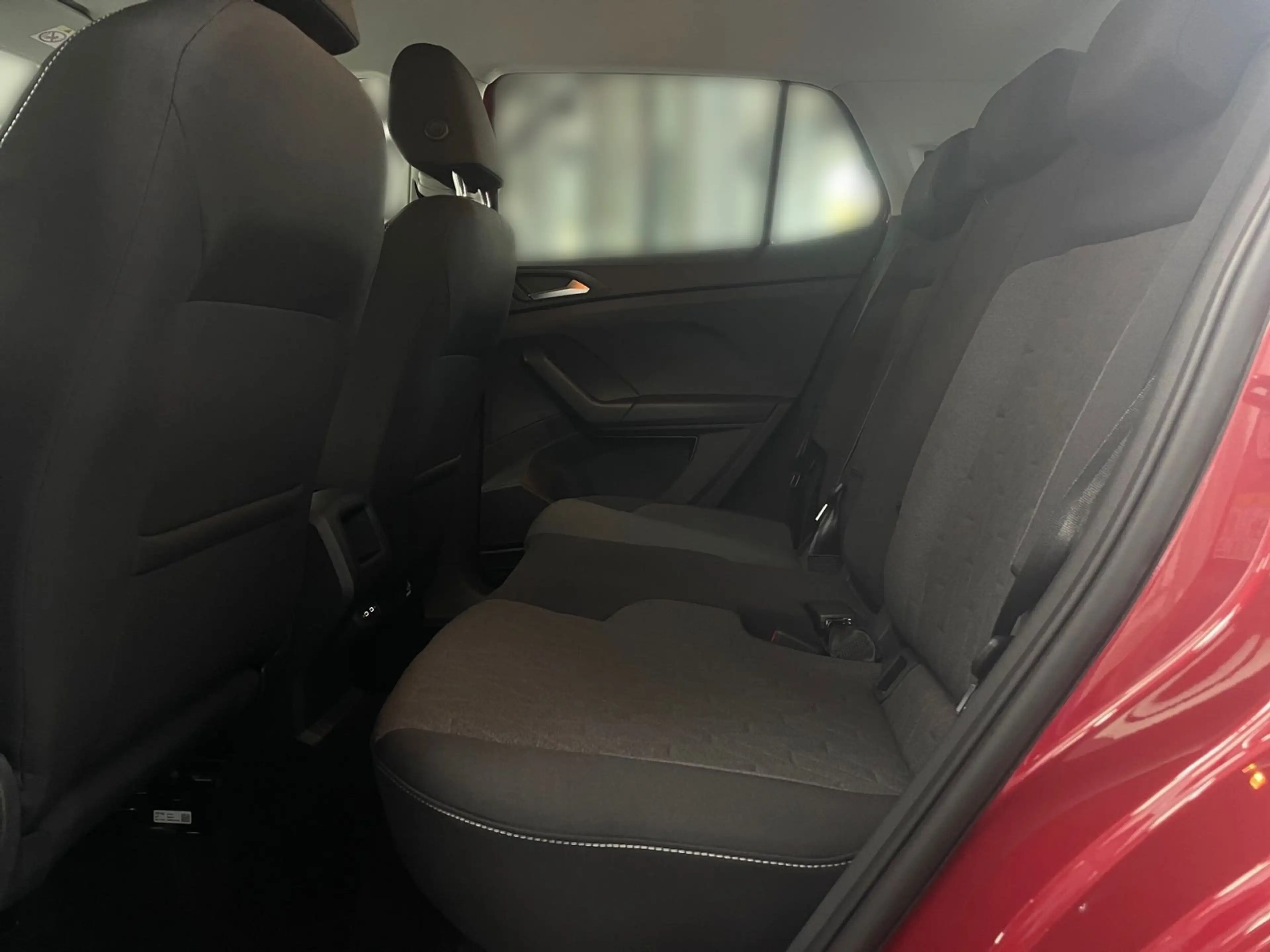 Volkswagen T-Cross Life 1,0 l TSI 85 kW DSG — photo 11