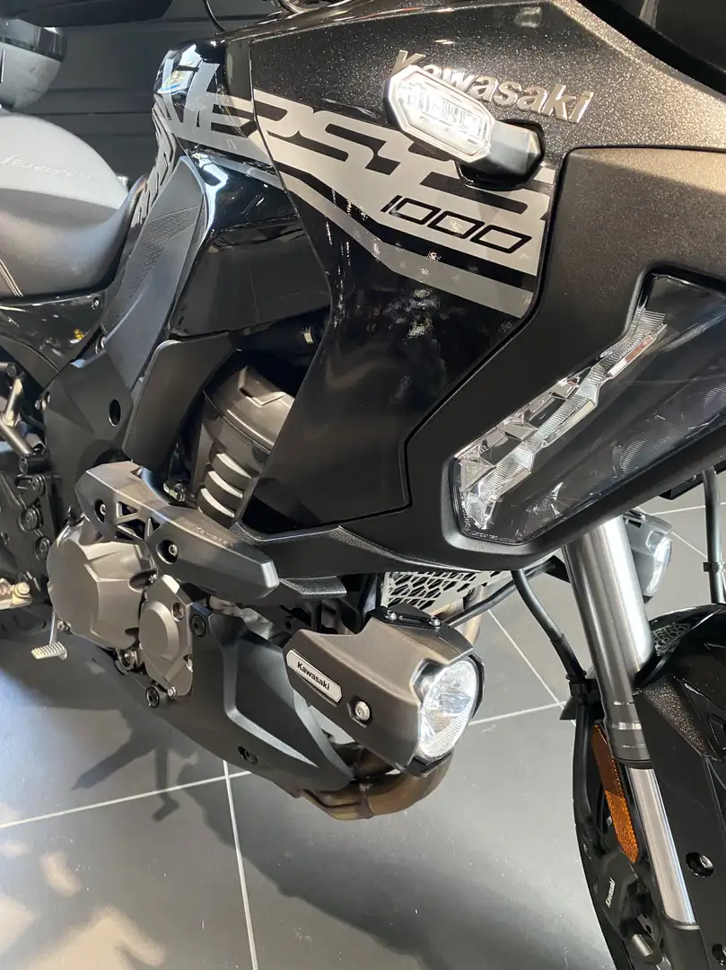 Kawasaki Versys 1000 Schwarz - 2