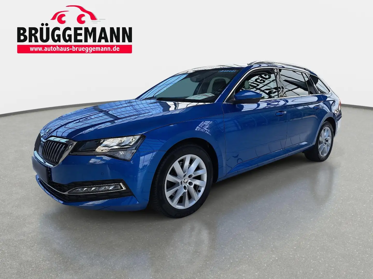 Skoda Superb SUPERB COMBI 2.0 TDI STYLE LED WINTER SMART-LINK D Blau - 1