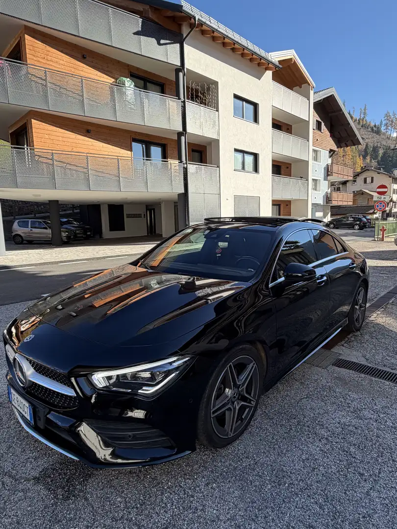 Mercedes-Benz CLA 200 Premium AMG Line Coupé Nero - 1