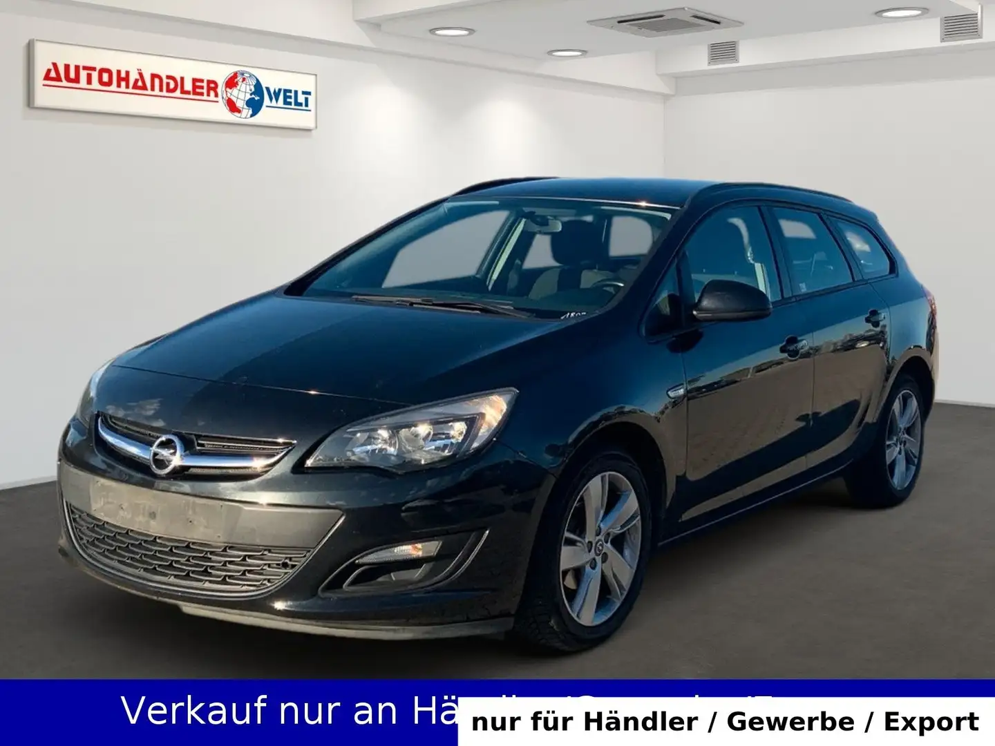 Opel Astra J Sports Tourer 1.3 CDTI Active Schwarz - 1