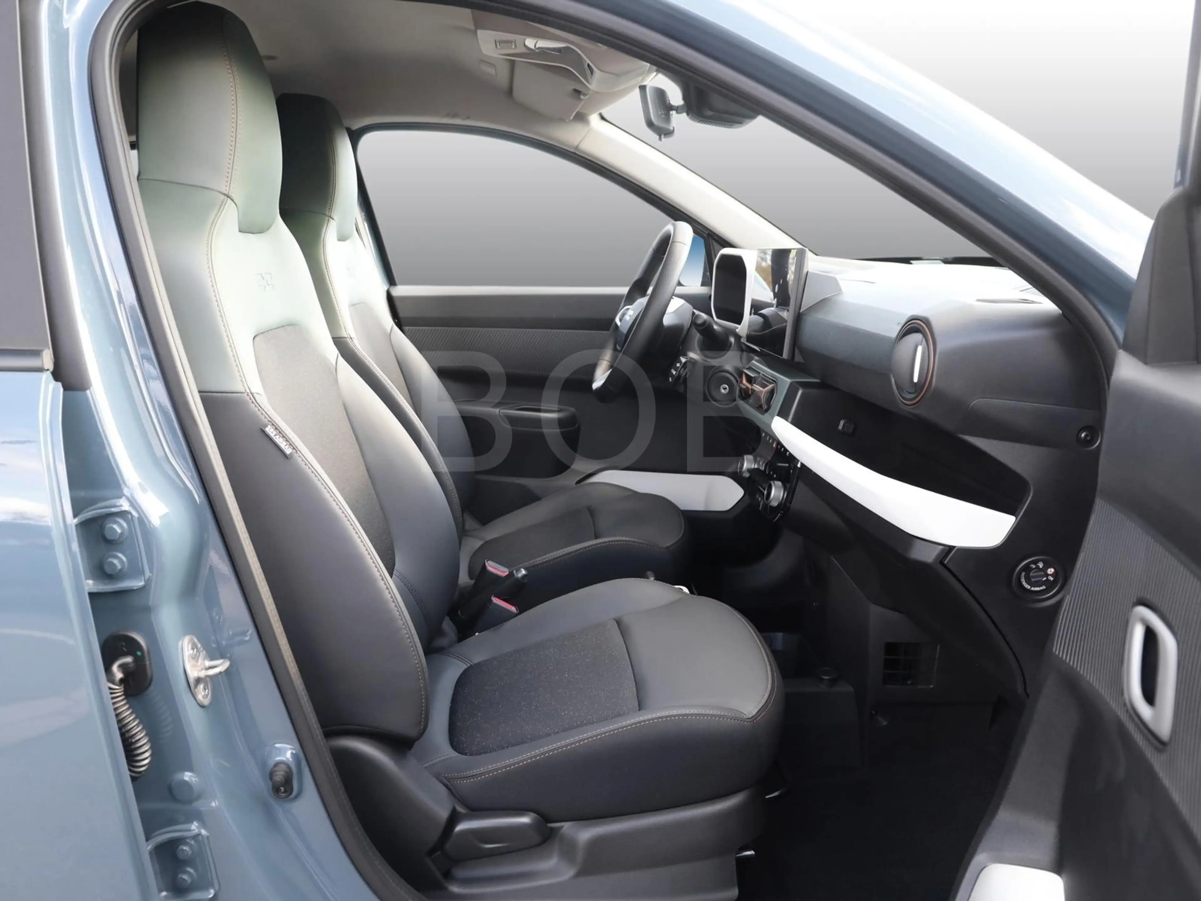 Dacia Spring Extreme ELECTRIC 65 NAVI PDC KLIMA BT ZV — photo 3