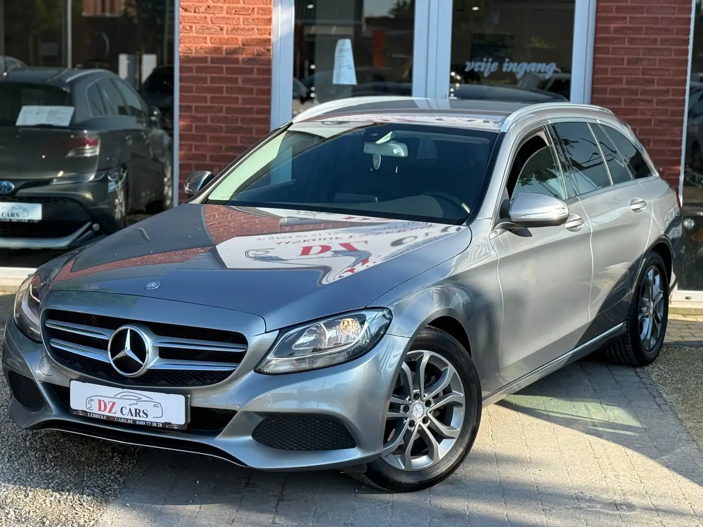 Mercedes-Benz C 200 AVANTGARDE 1.6D 136PK |✅NAVI | CAMERA | LEDER | Gris - 2