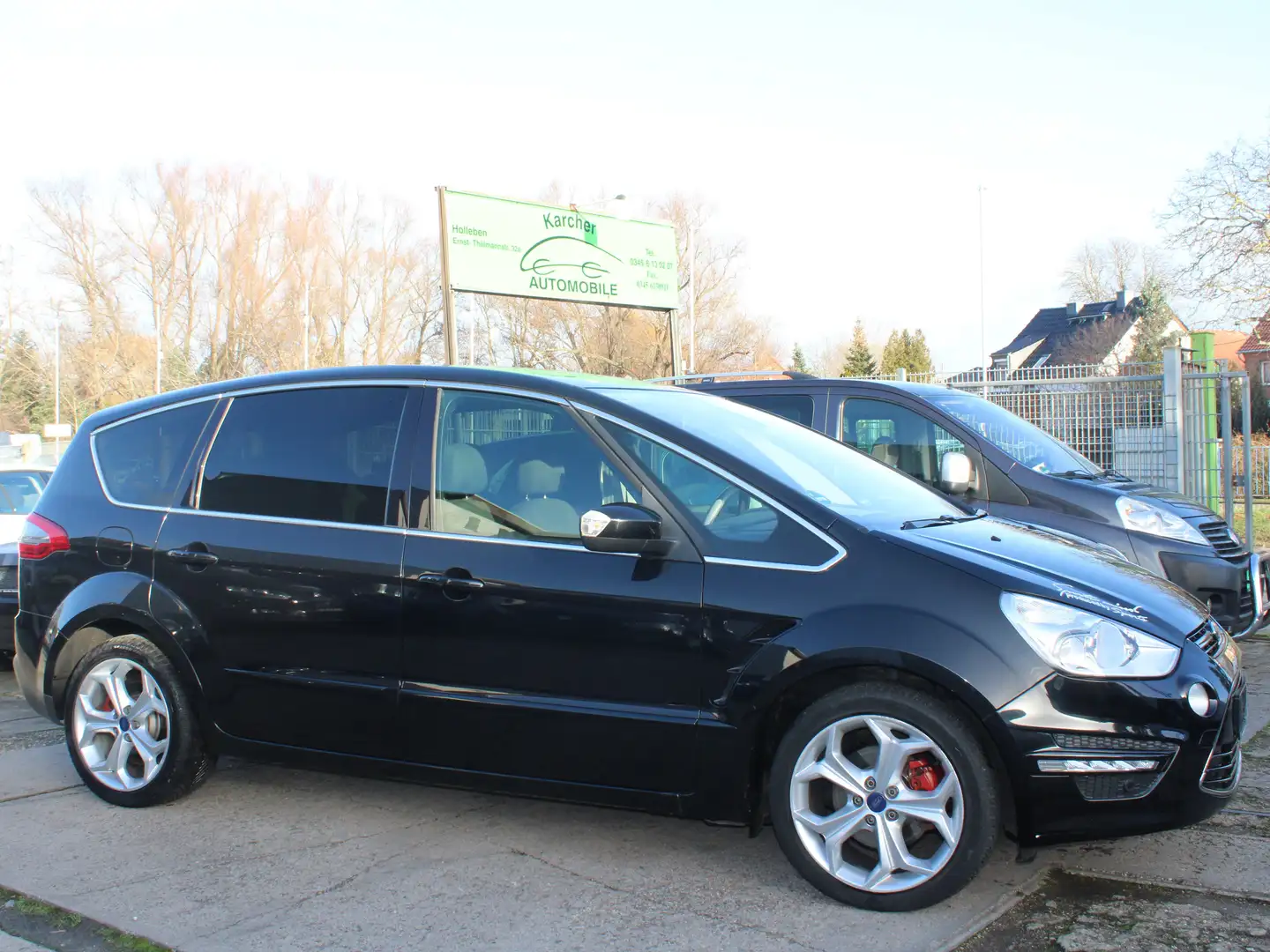 Ford S-Max Titanium*7Sitze*SH*18"Allwetterneu*Klimatronic* Schwarz - 1