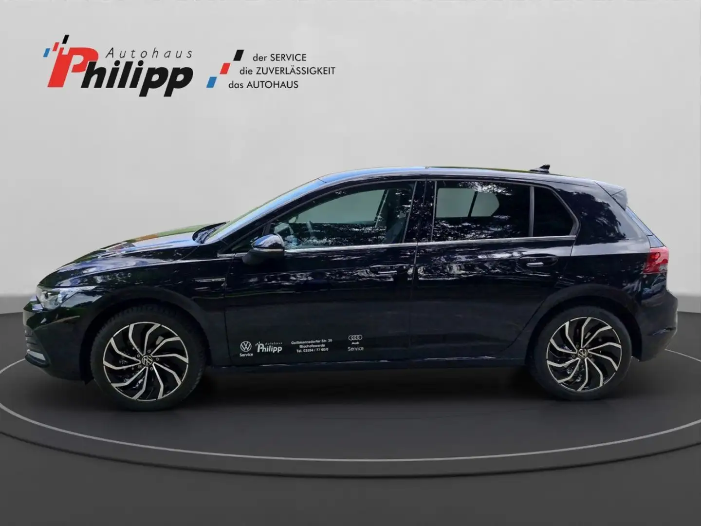 Volkswagen Golf VIII 1.5 eTSI DSG Style Noir - 2
