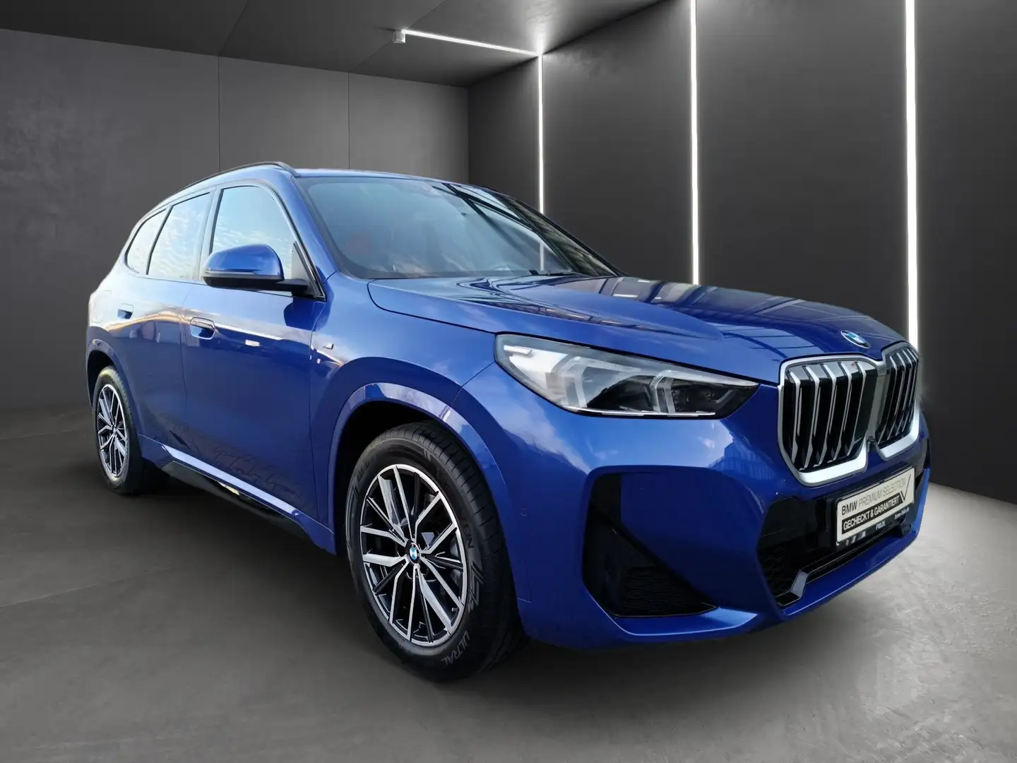 BMW X1 xDrive20d M SPORTPAKET+LIVE COCKPIT PRO+ANH.KUPPLU Blau - 2