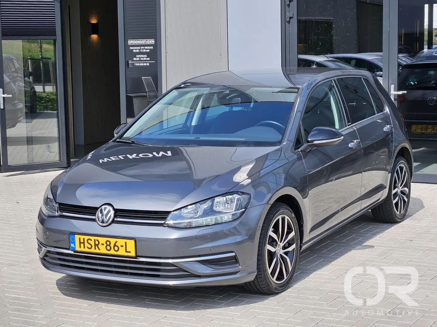 Volkswagen Golf 1.0 TSI 116pk Comfortline Business Carplay Gris - 1