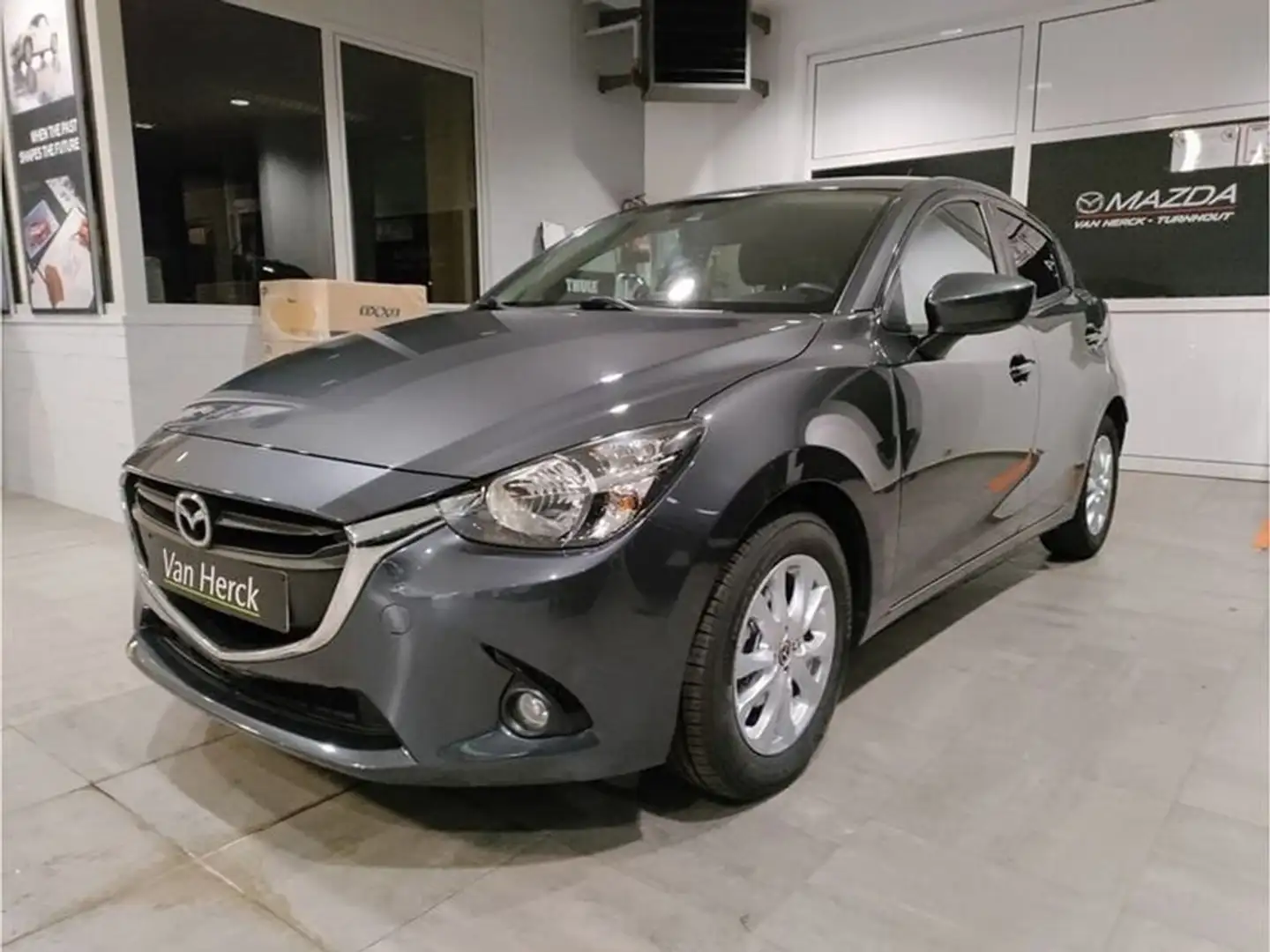 Mazda 2 1.5 SKYACTIV G * PLUG * Grau - 1