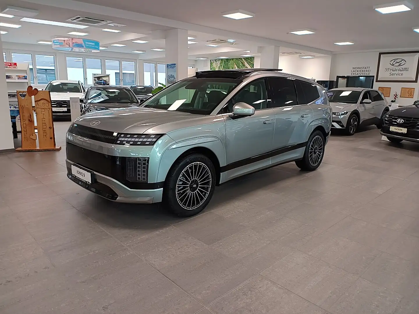 Hyundai IONIQ 9 110kWh 4WD 7Stz. Calligraphy *Matrix*Wärmepumpe... Grau - 2