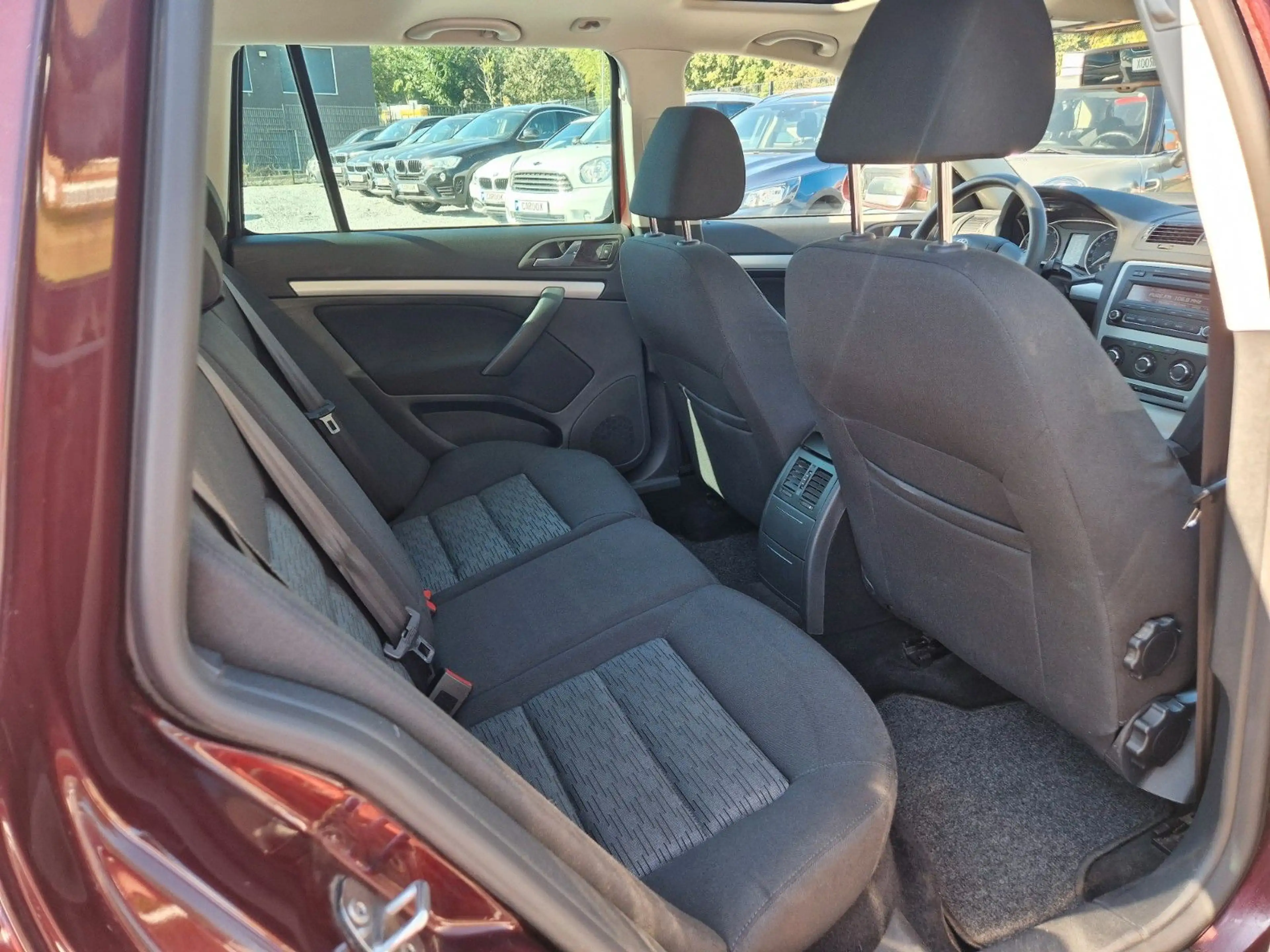 Skoda Octavia Combi Ambiente DSG 1.HAND SDACH — photo 18