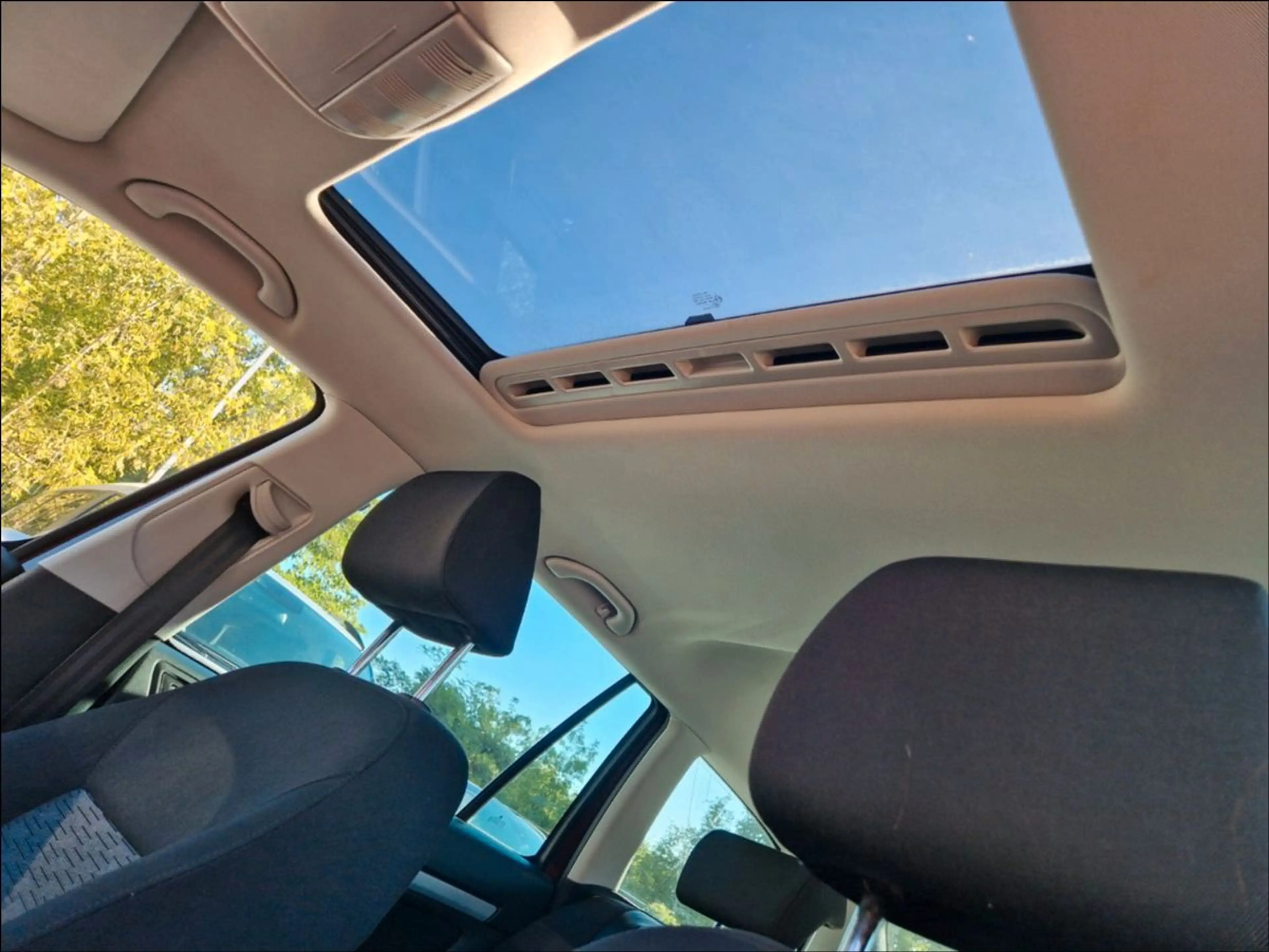 Skoda Octavia Combi Ambiente DSG 1.HAND SDACH — photo 15