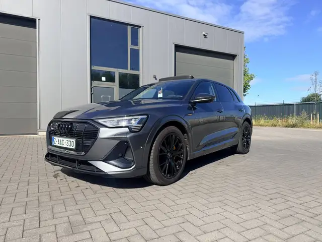 Audi Q8 e-tron Model e-Tron  55 Quattro S line