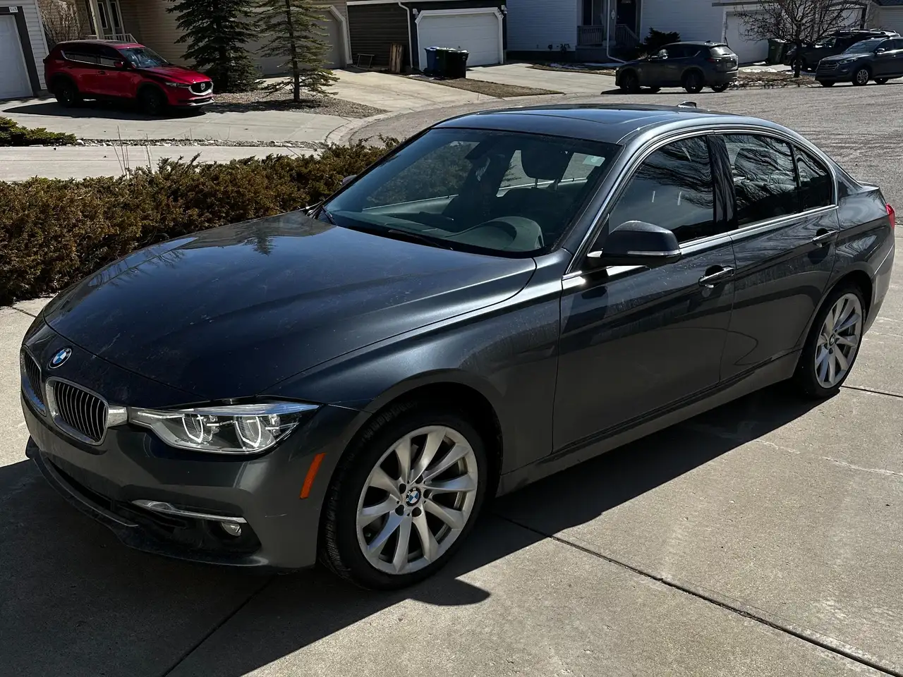 BMW 3 Series снимка BMW 3 Series