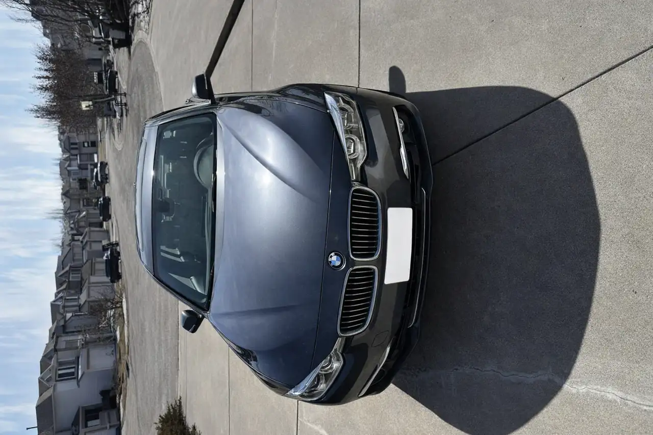 BMW 3 Series снимка BMW 3 Series