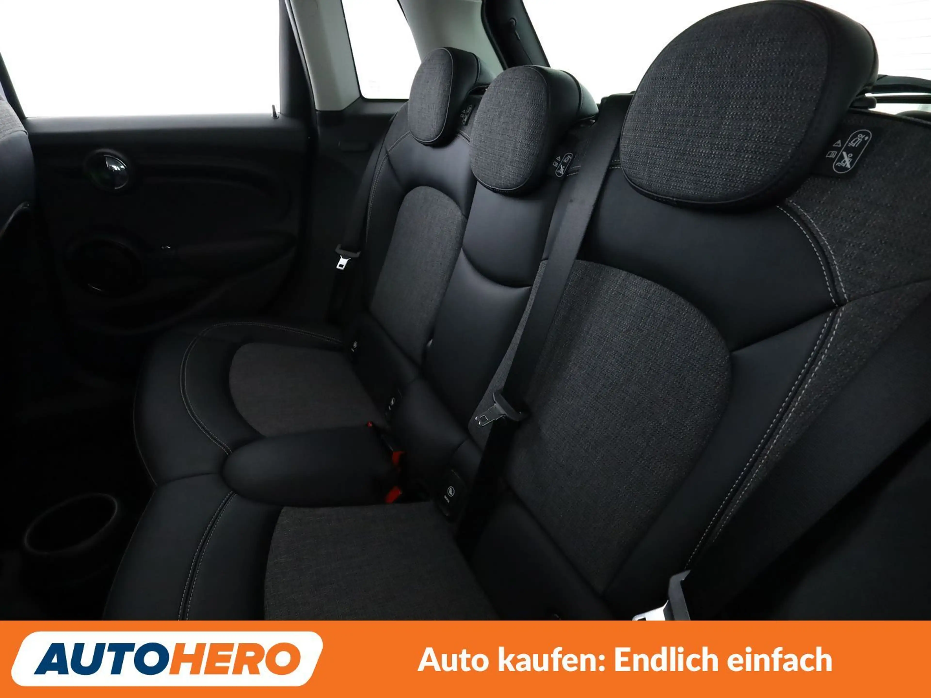 MINI Cooper D Cooper D*TEMPO*NAVI*PDC*SHZ*ALU* — photo 15
