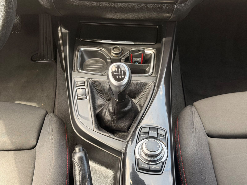 BMW 118 Lim. 170 PS (*KLIMAAT.*XENON*SZHZ*TÜV*PDC*) — photo 15