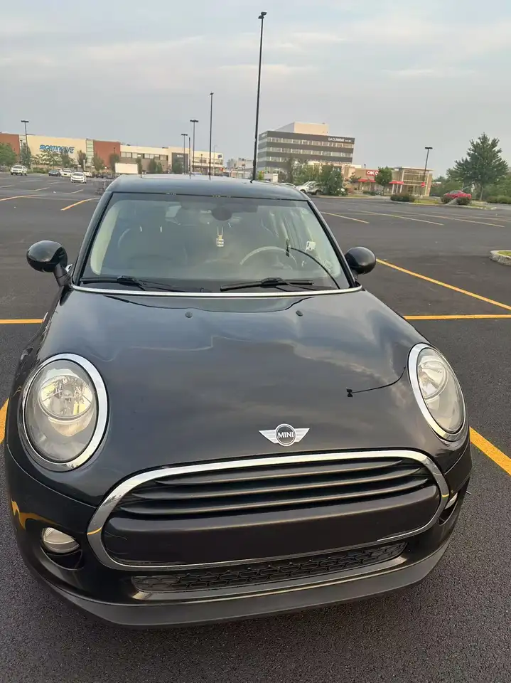 2017 MINI 5 Door