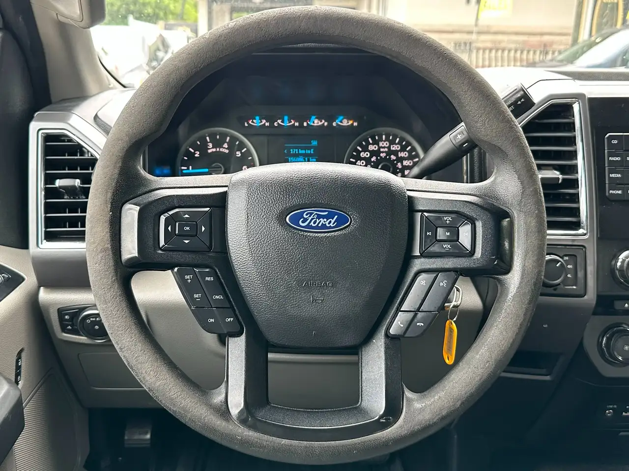 Ford F 150 снимка Ford F 150