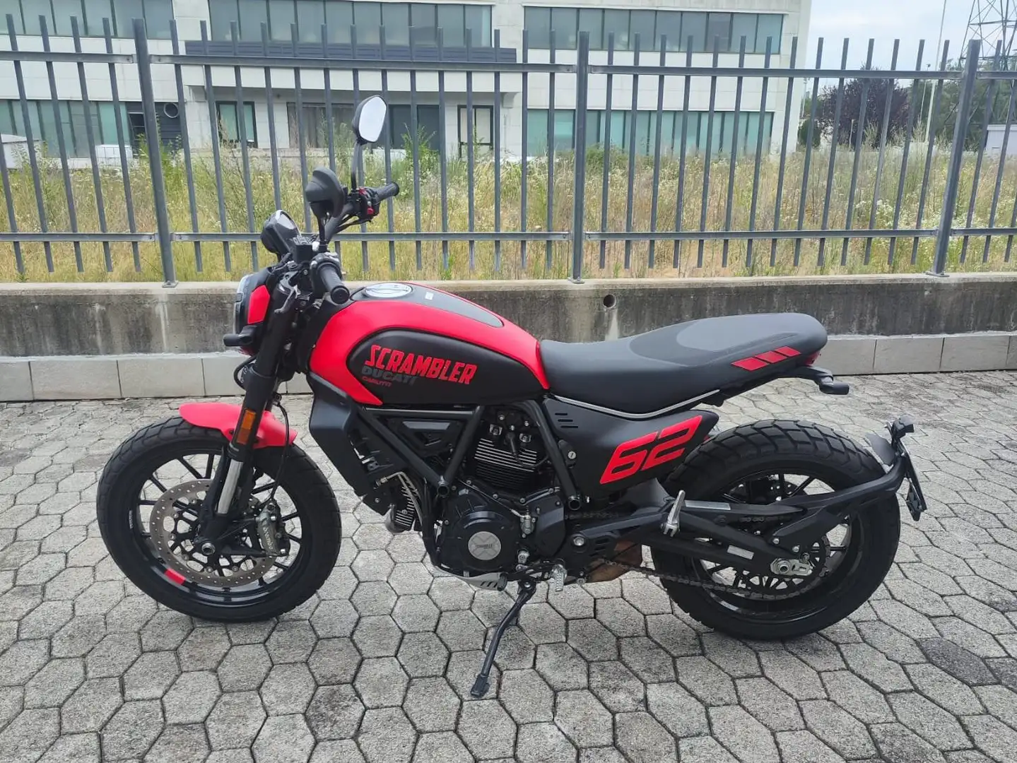 Ducati Scrambler Full throttle Rosso - 2