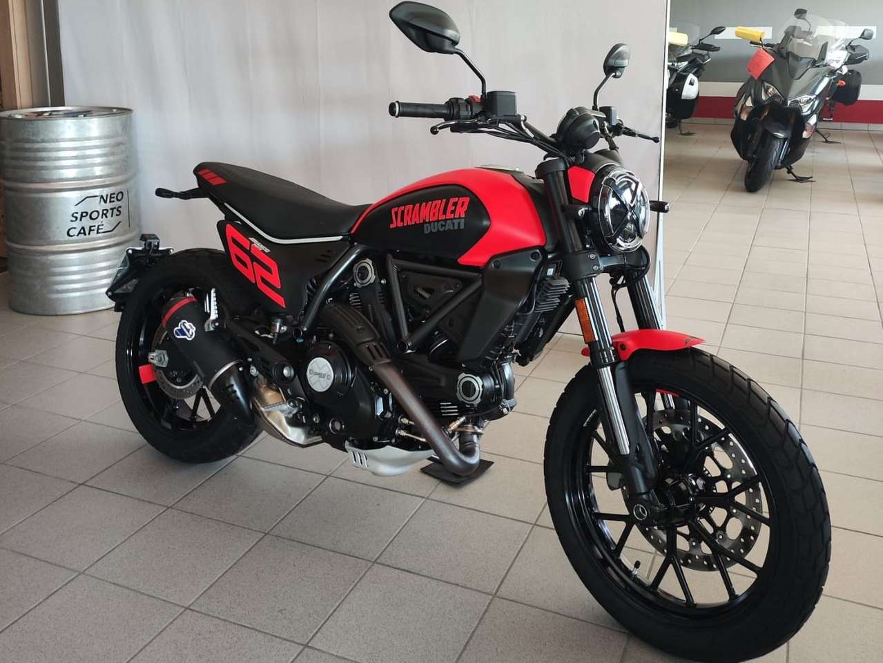 Ducati Scrambler Full throttle