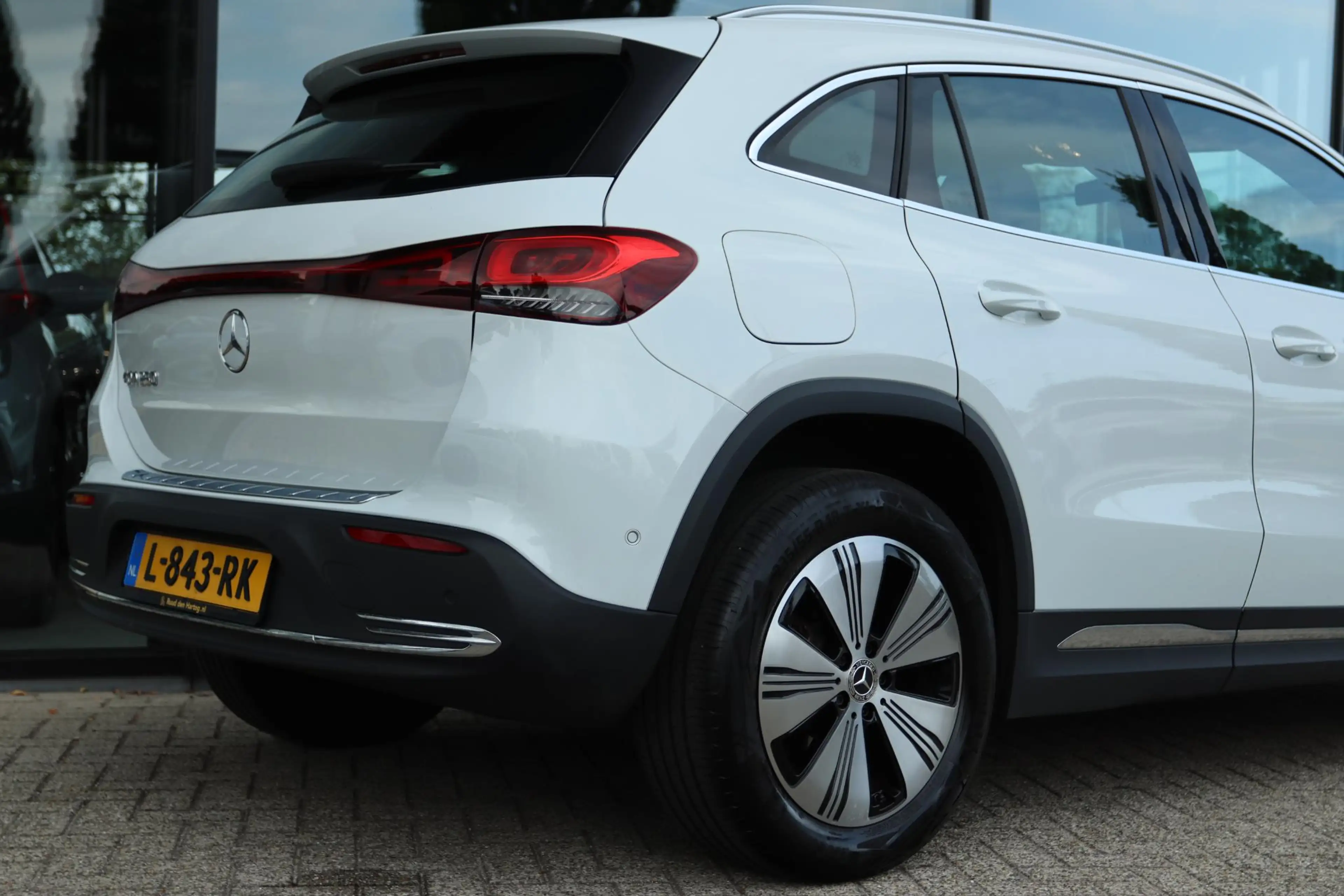 Mercedes-Benz EQA 250 BUSINESS SOLUTION LUXURY 67 kWh | CAMERA | VIRT. C — photo 6