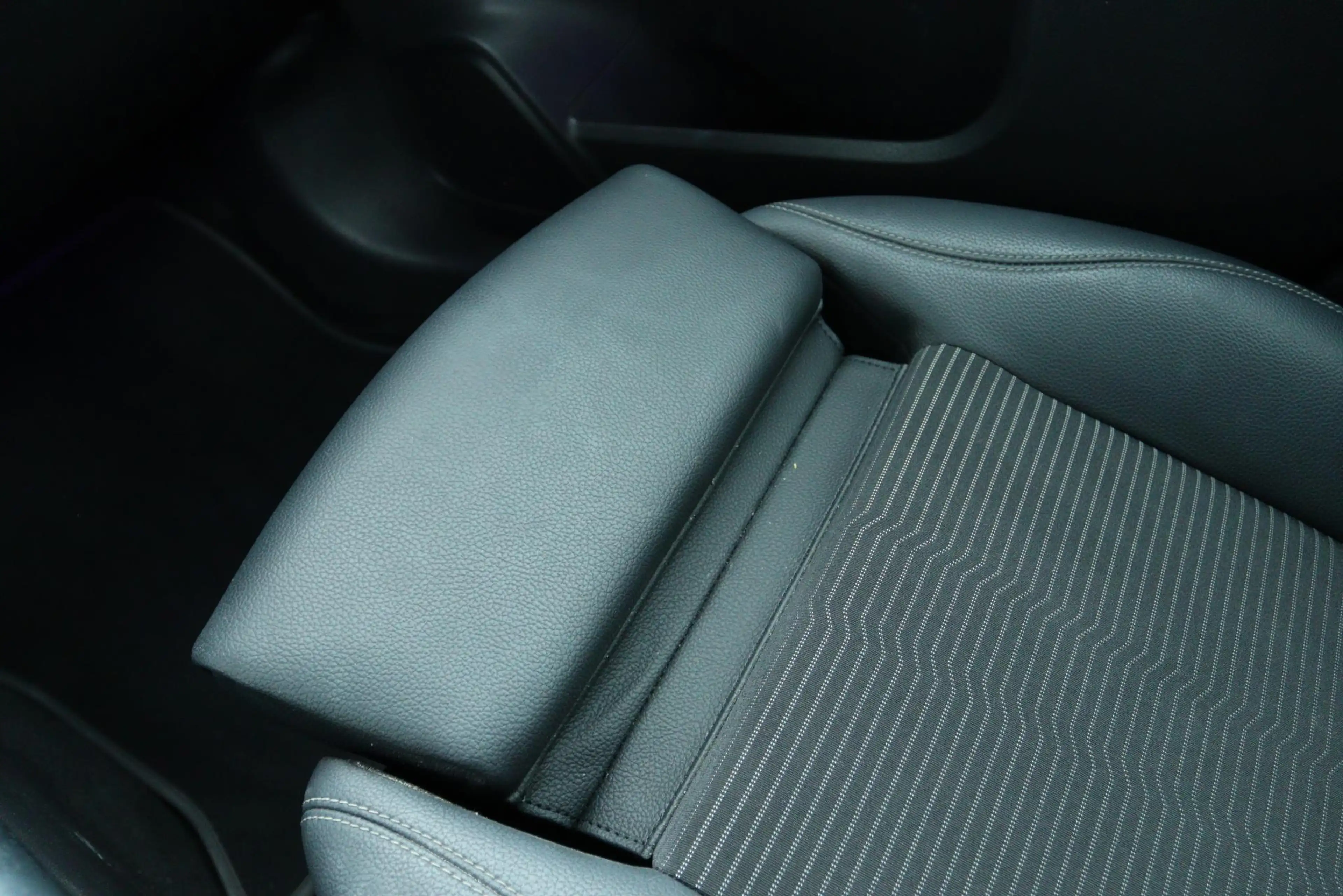 Mercedes-Benz EQA 250 BUSINESS SOLUTION LUXURY 67 kWh | CAMERA | VIRT. C — photo 14