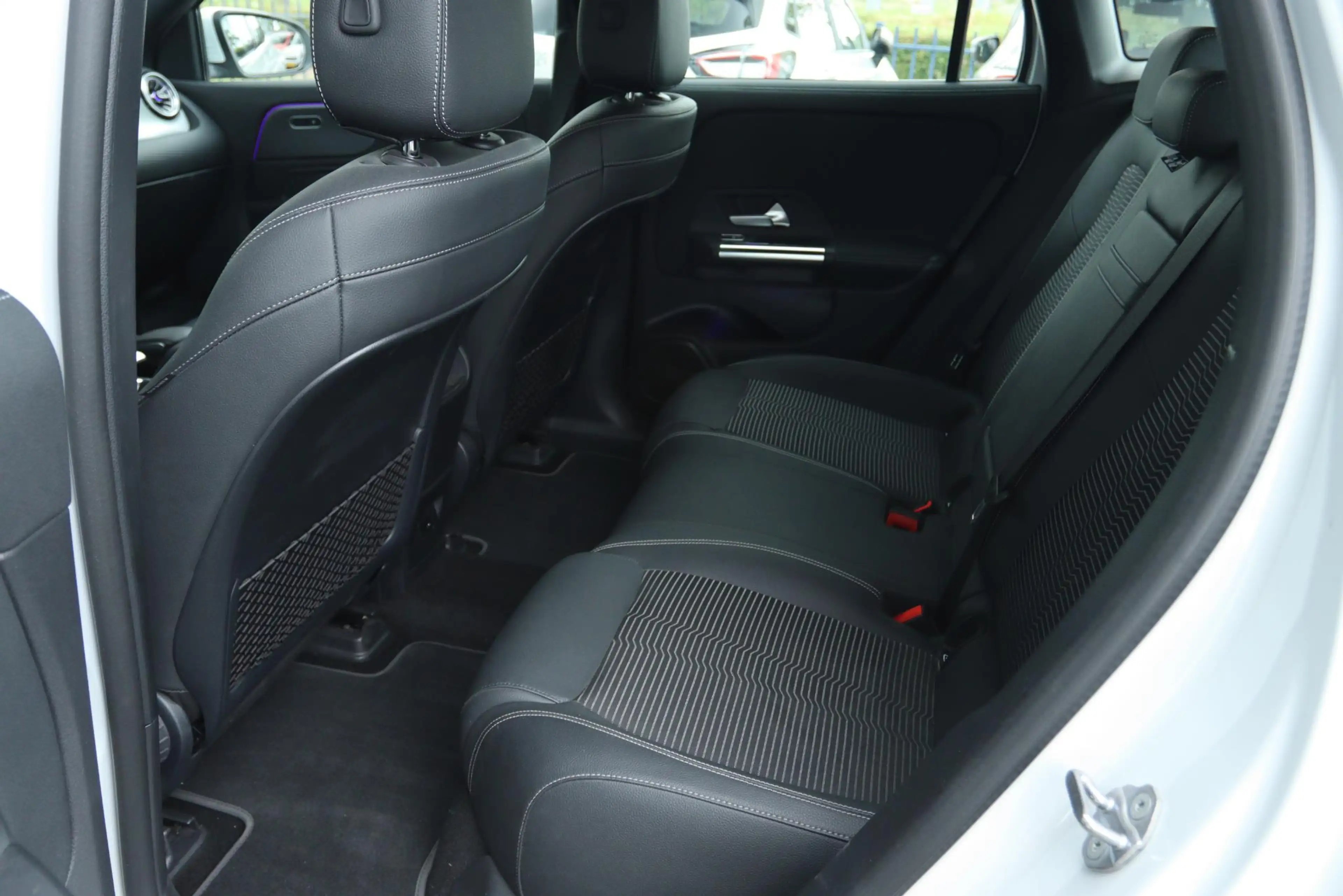 Mercedes-Benz EQA 250 BUSINESS SOLUTION LUXURY 67 kWh | CAMERA | VIRT. C — photo 13