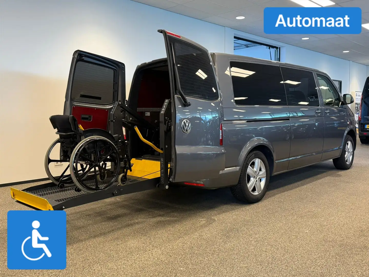Volkswagen Transporter L2H1 Rolstoelbus Automaat Gris - 2