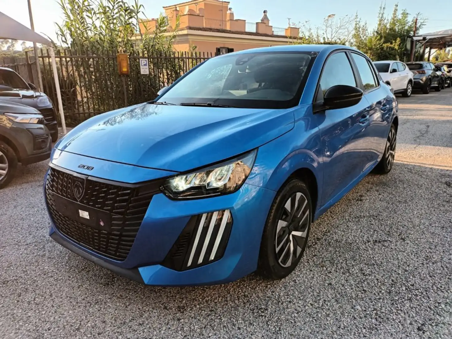 Peugeot 208 1200 PURETECH ACTIVE 100CV NAV LED Blauw - 2