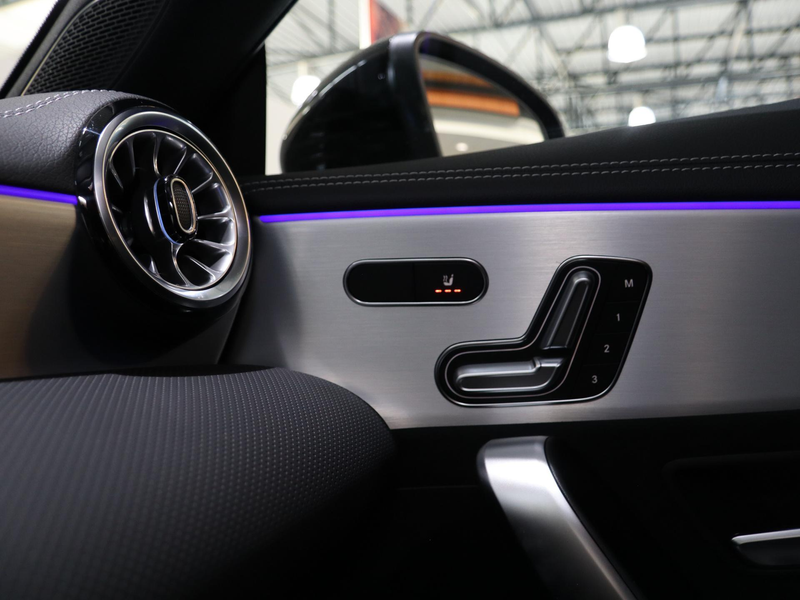 Mercedes-Benz CLA 180 Shooting Brake Business Solution AMG | AMG Line Pl — photo 14