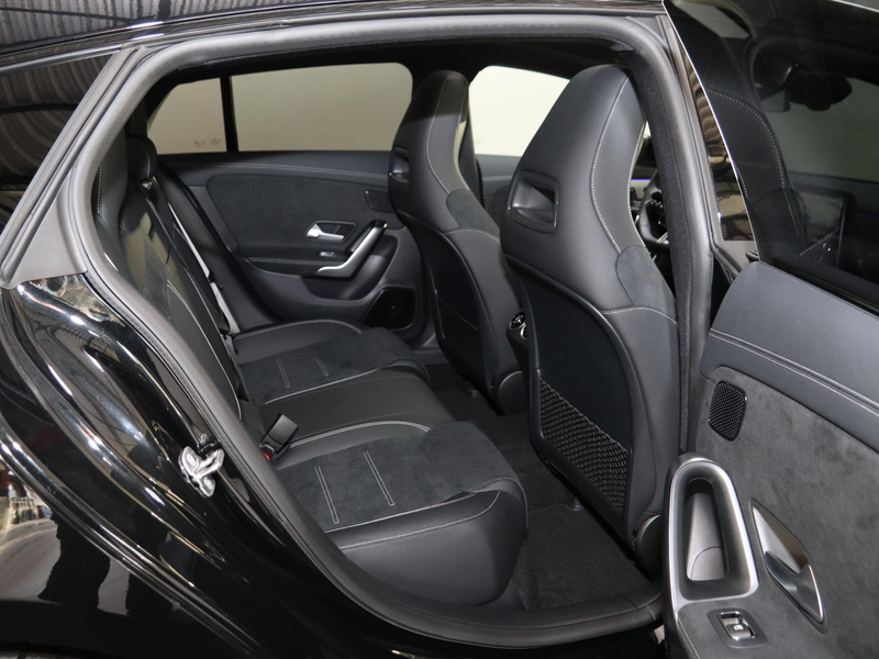 Mercedes-Benz CLA 180 Shooting Brake Business Solution AMG | AMG Line Pl — photo 8