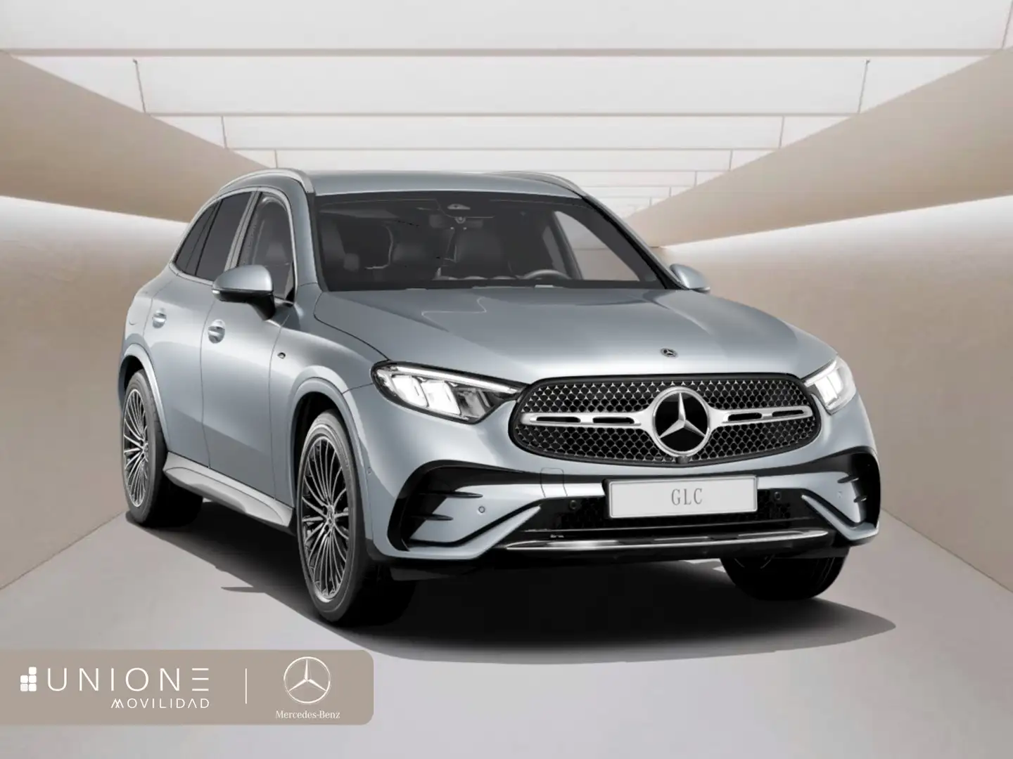 Mercedes-Benz GLC 300 e 4MATIC con tecnología híbrida - 2