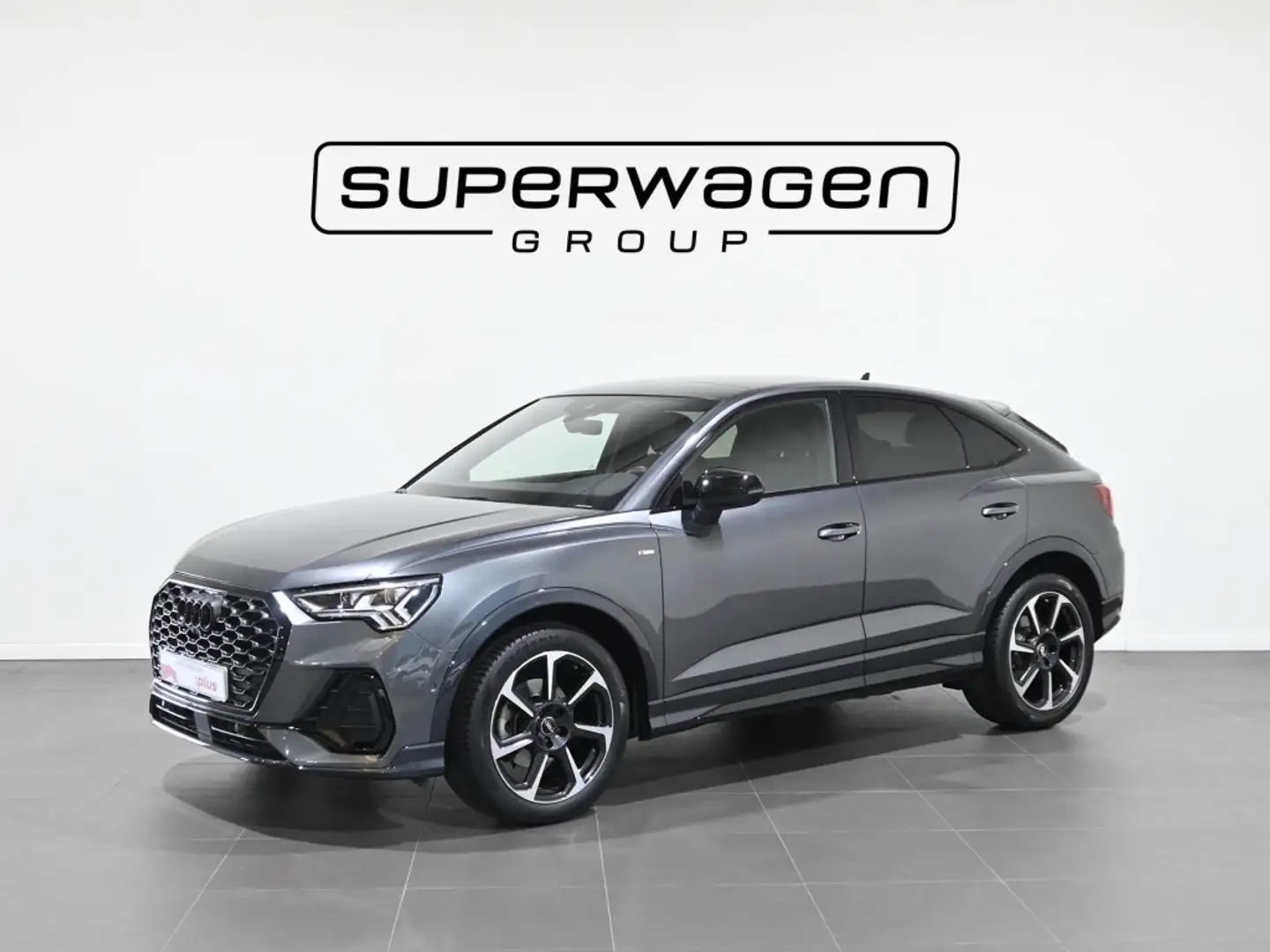 Audi Q3 Sportback 35 TDI Black line S tronic Gris - 1