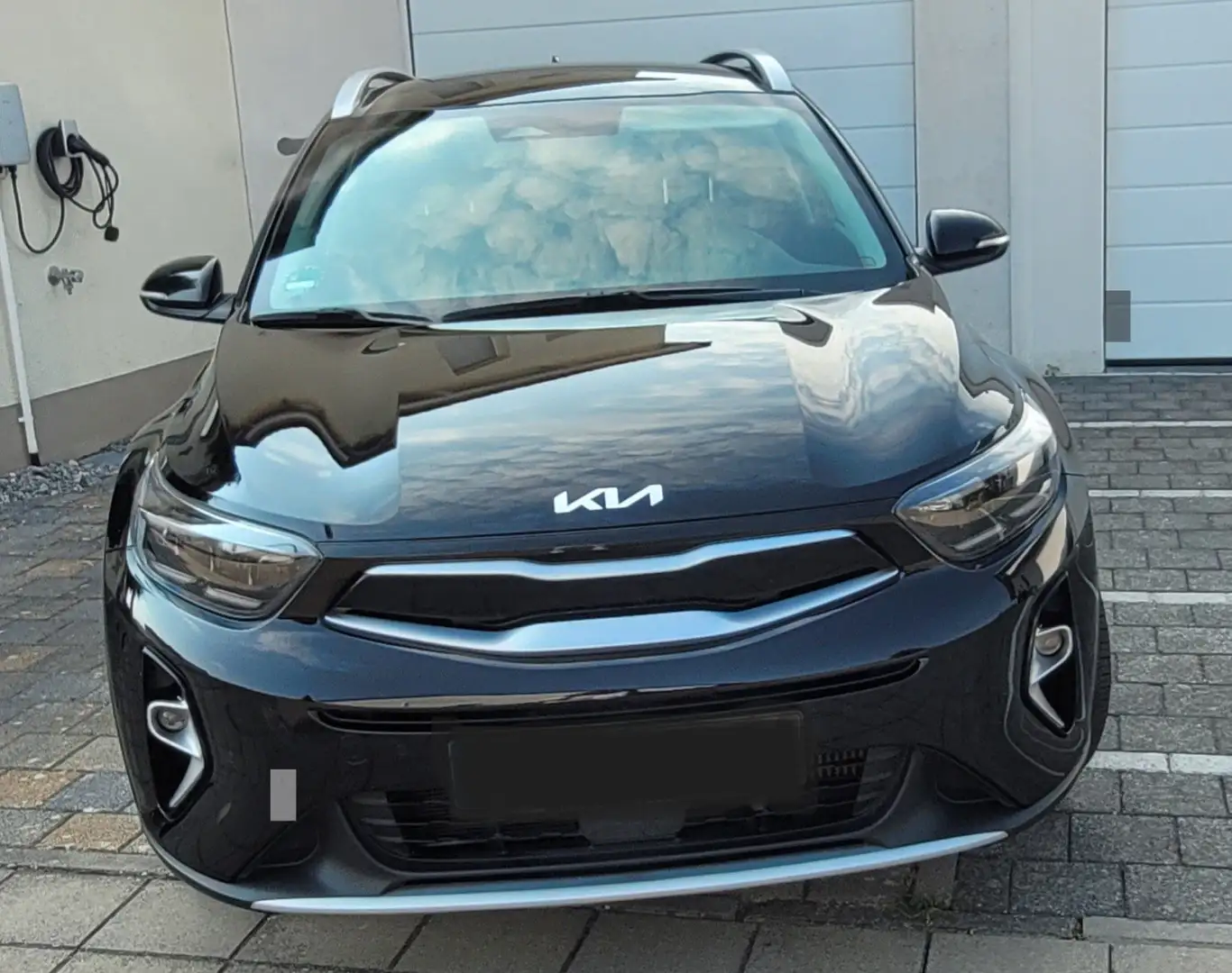 Kia Stonic 1.0 T-GDI OPF Mild Hybrid Platinum 8-fach Bereif. Black - 2