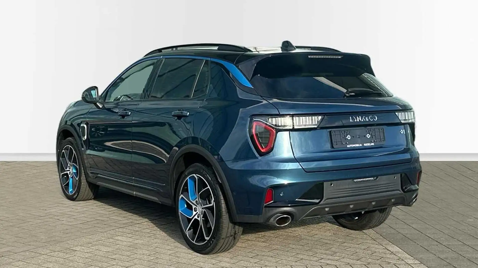 Lynk & Co 01 Lynk & Co 01 - Adaptieve Cruise Control | Pano dak Blauw - 2
